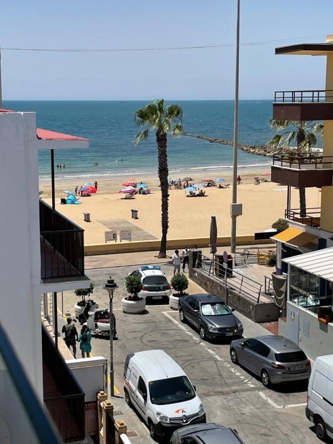 Vistas Al Mar A 10 Metros De La Playa De Regla Parking Gratis *